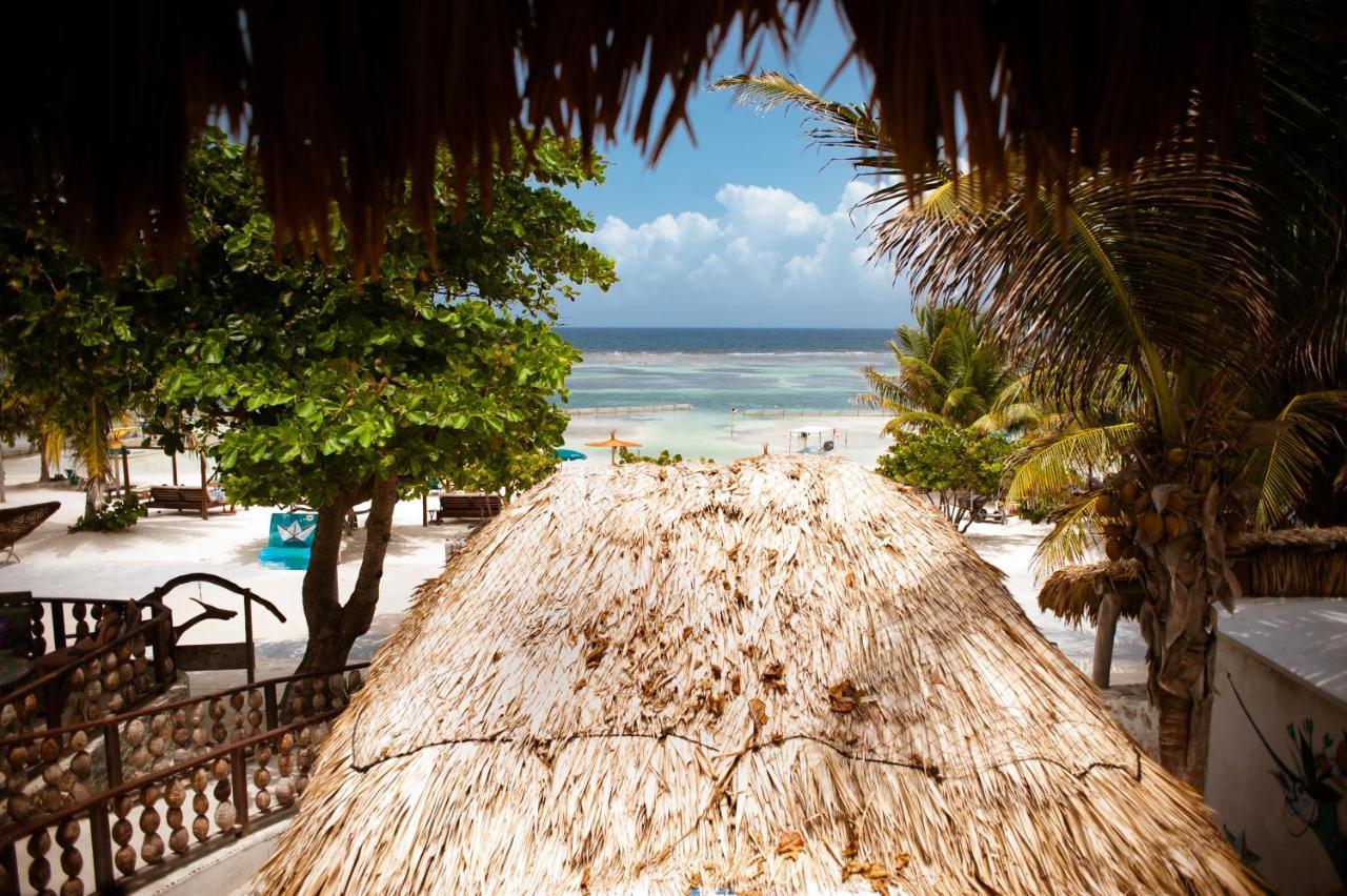 Nacional Beach Club & Bungalows Mahahual Eksteriør billede